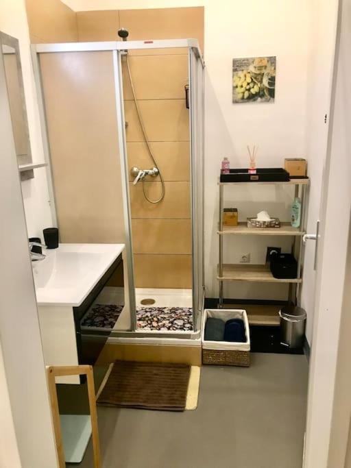 Klimatisierte Sehr Zentrale Wohnung-Loftstyle- เวียนนา ภายนอก รูปภาพ